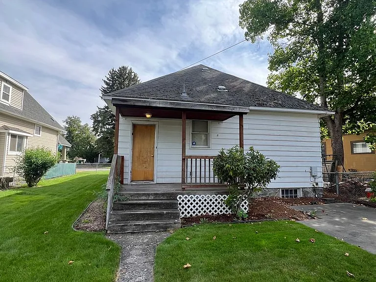 723 E Ermina Ave — Photo 17
