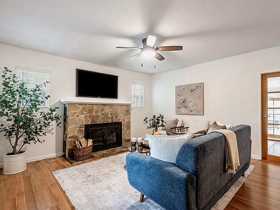 3rd image of 8029 Corso Drive