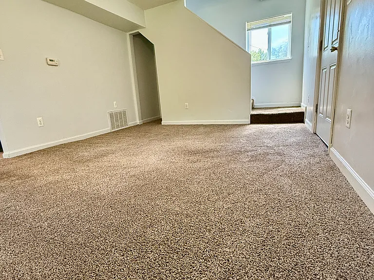 31543 Alpena Ct — Photo 5