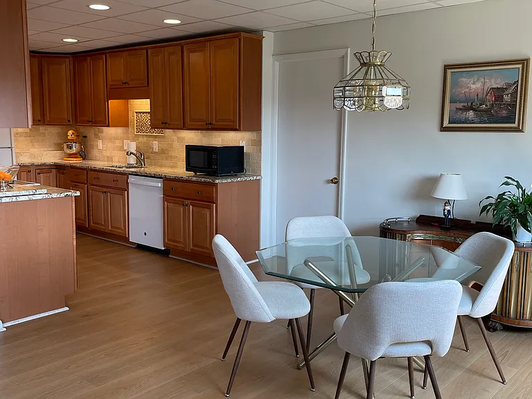 900 N Broom St #26 — Photo 4