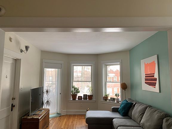 5th image of 3315 W Pensacola Ave #2