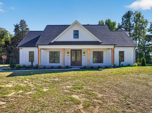 643 Dixon Rd, Willow Springs, NC 27592