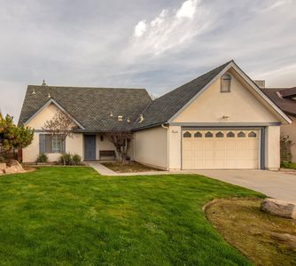 2132 E Cromwell Ave, Fresno, CA, 93720