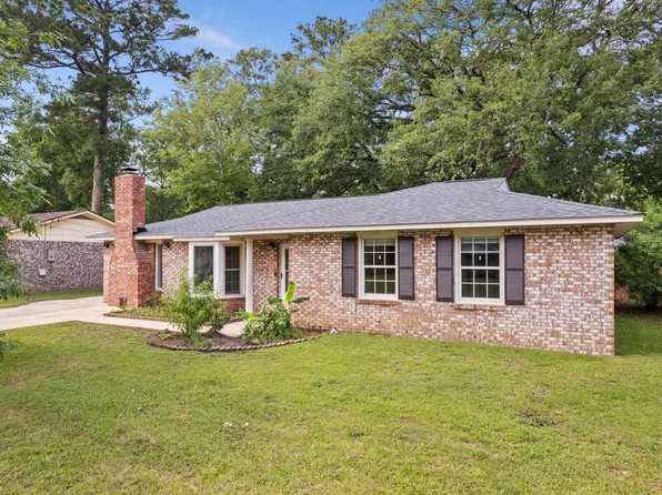 7708 Jadewood Dr, North Charleston, SC 29418