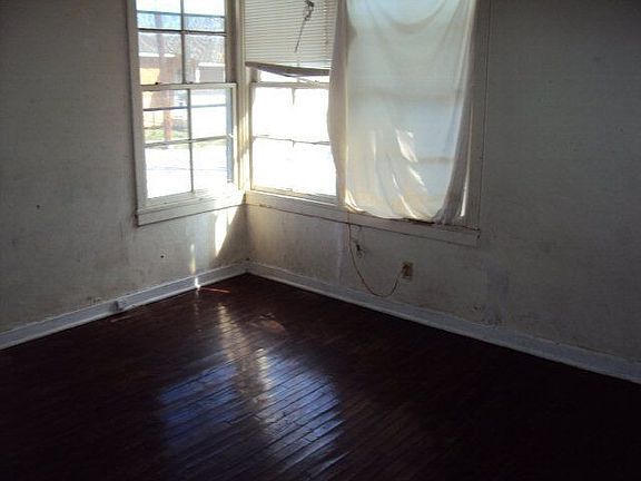 4th image of 1314-1318 W 10th St