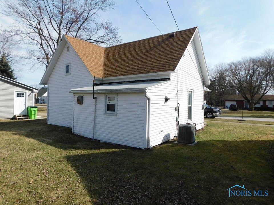 2nd image of 121 S Evans St