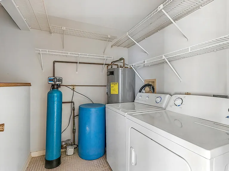 16 W Klubertanz Dr — Photo 20