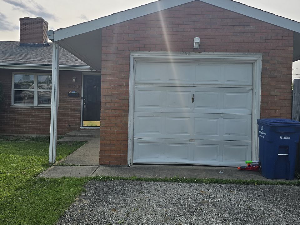 1st image of 1901 Redwood St