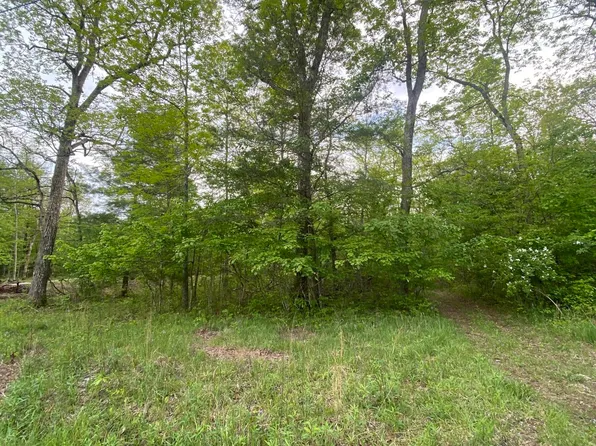 3208 Oswego Rd, Crossville, TN 38572