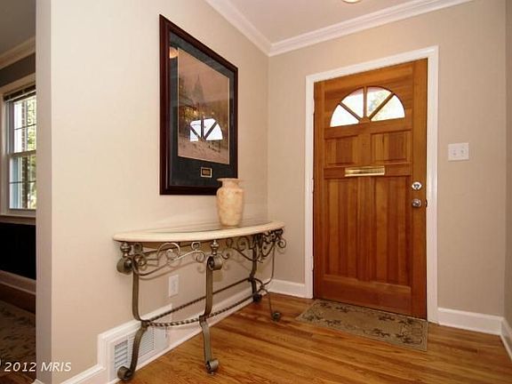 3rd image of 3526 Gordon St