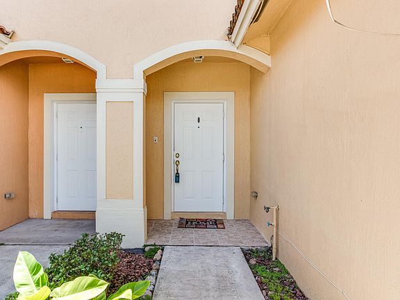 3rd image of 5528 Monte Carlo Ln