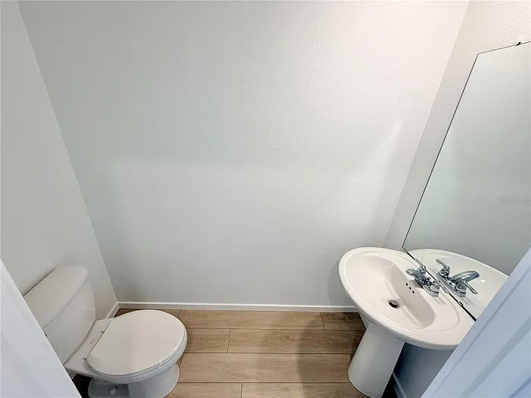 842 Lynx St — Photo 10