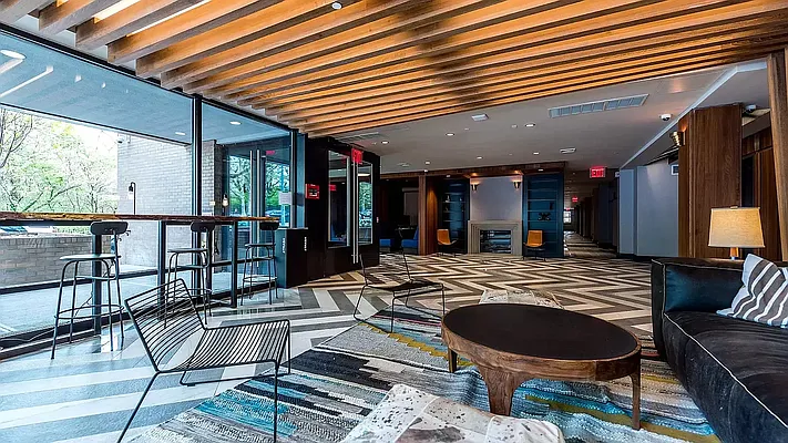 Rented by Nooklyn NYC LLC | media 18