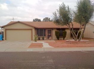 902 W Montoya Ln, Phoenix, AZ 85027