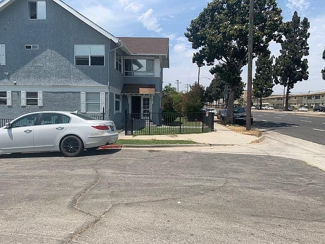 1st image of 12229 S Vermont Ave #6
