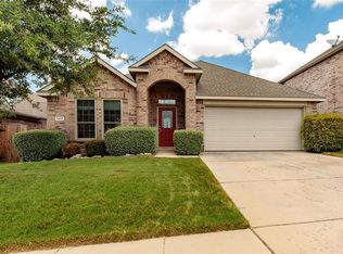 3965 Long Hollow Rd, Roanoke, TX 76262