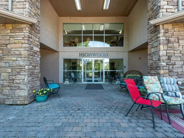 500 E 7th St NW #305, High River, AB T1V 1T6