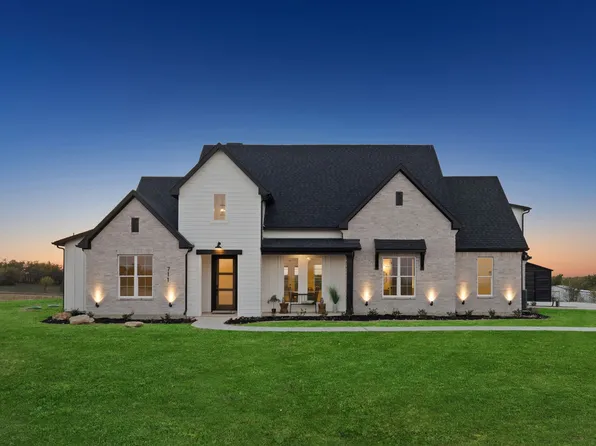 711 Hummingbird Ln, Justin, TX 76247