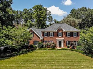 4678 Glenforest Dr NE, Roswell, GA 30075