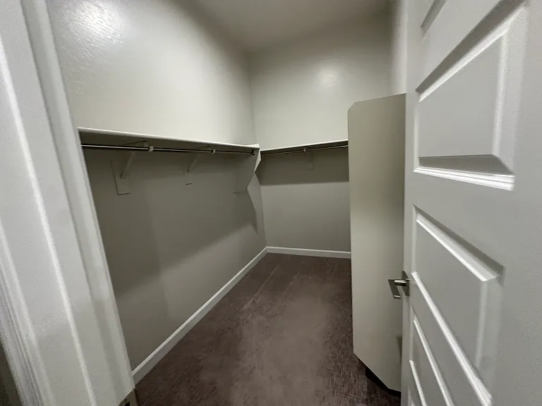 10319 W Harmony Ln — Photo 23