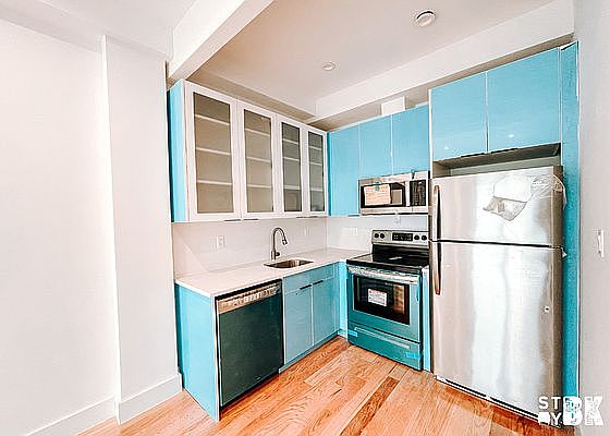 2nd image of 332 E 28th St #2R