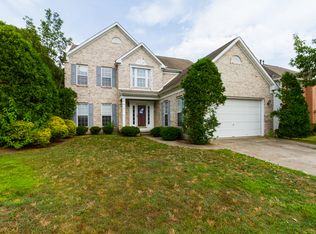 2 Crossing Dr, Linwood, NJ 08221