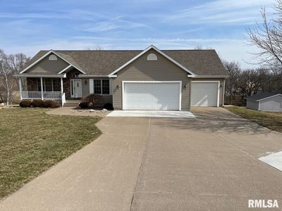 2613 Canterbury Rd, Muscatine, IA, 52761