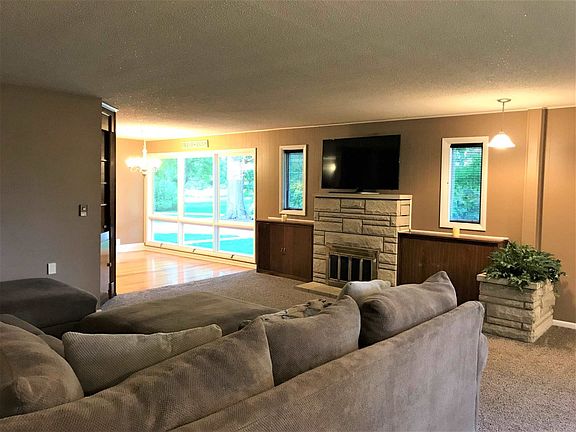 4th image of 4500 E County Road 1100 N