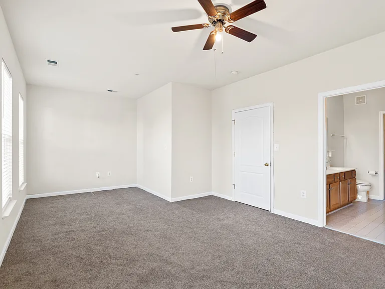 5530 Capital Gateway Dr #404 — Photo 12