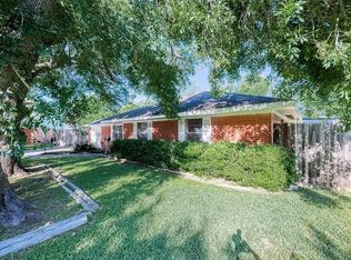 602 W Church Dr, Sugar Land, TX 77498