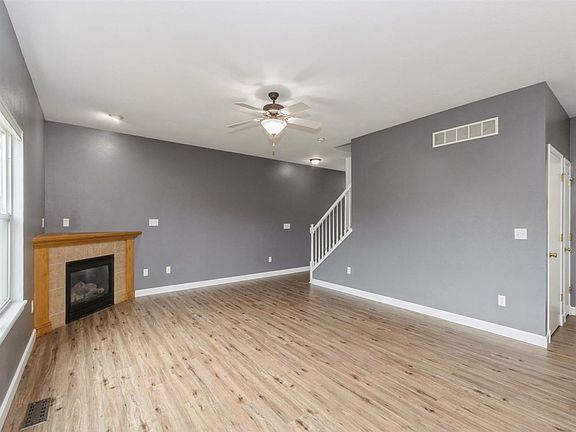 2nd image of 1492 Vandello Cir