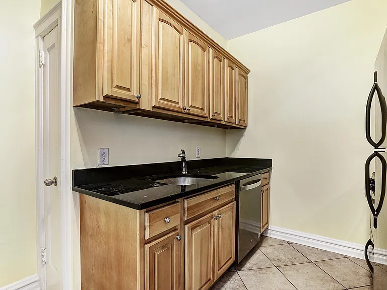 340 Fairmont Ave #204 — Photo 5