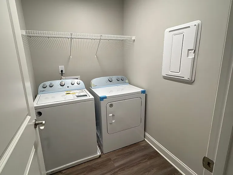 94 Creekwood Ln — Photo 27