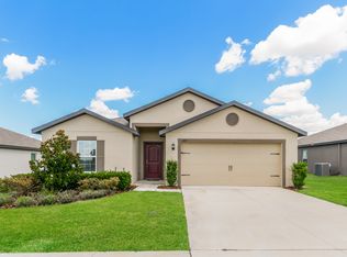 1387 Swan Lake Cir, Dundee, FL 33838