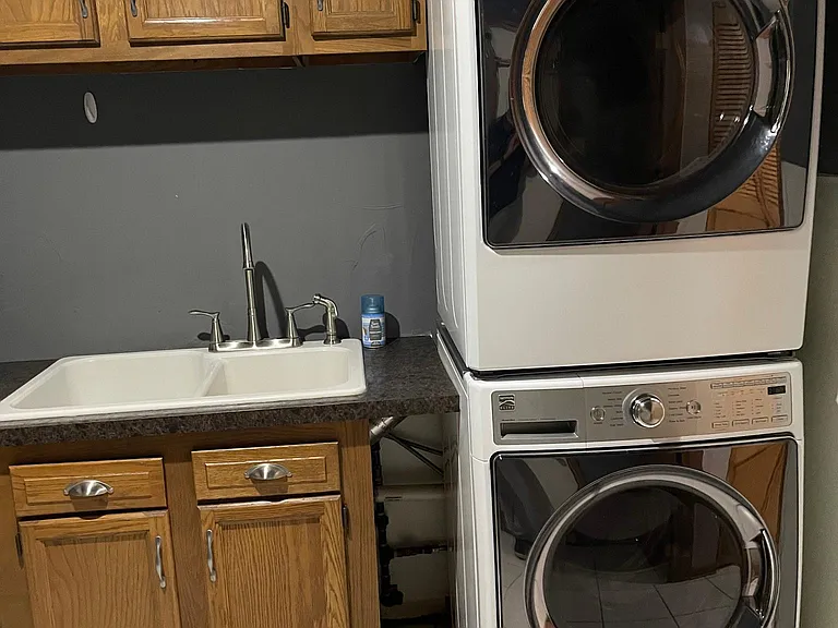 3050 Long Grove Ln — Photo 15