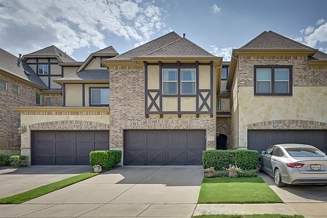 1st image of 922 Brook Forest Ln