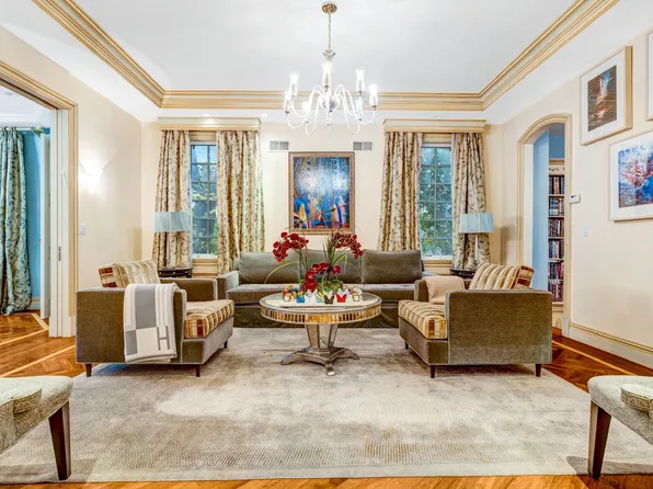 850 East 23rd Street image 7 of 47