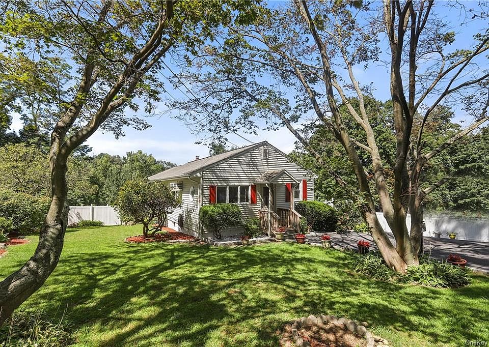 1st image of 3635 Sagamore Ave
