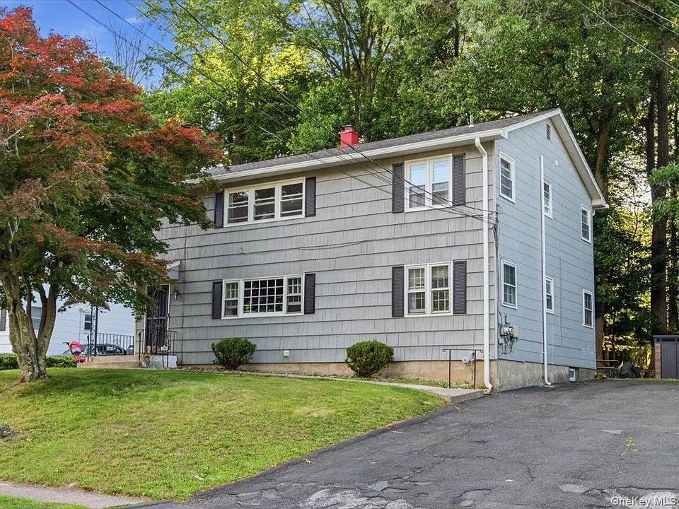 784 Brookridge Dr
