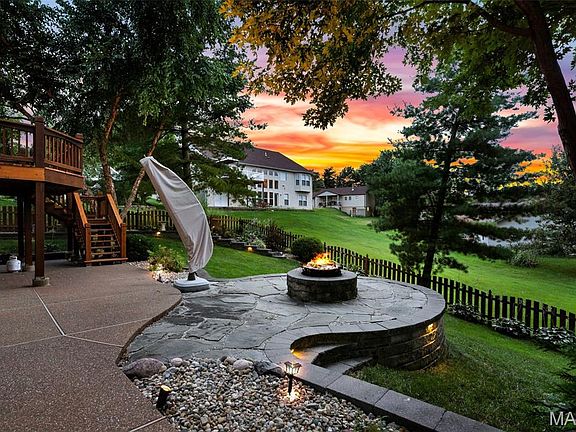 2nd image of 3559 Burgundy Way Dr