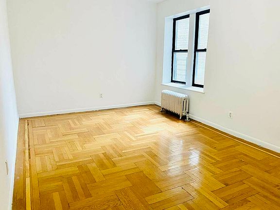 3rd image of 3302 Steuben Ave #C5