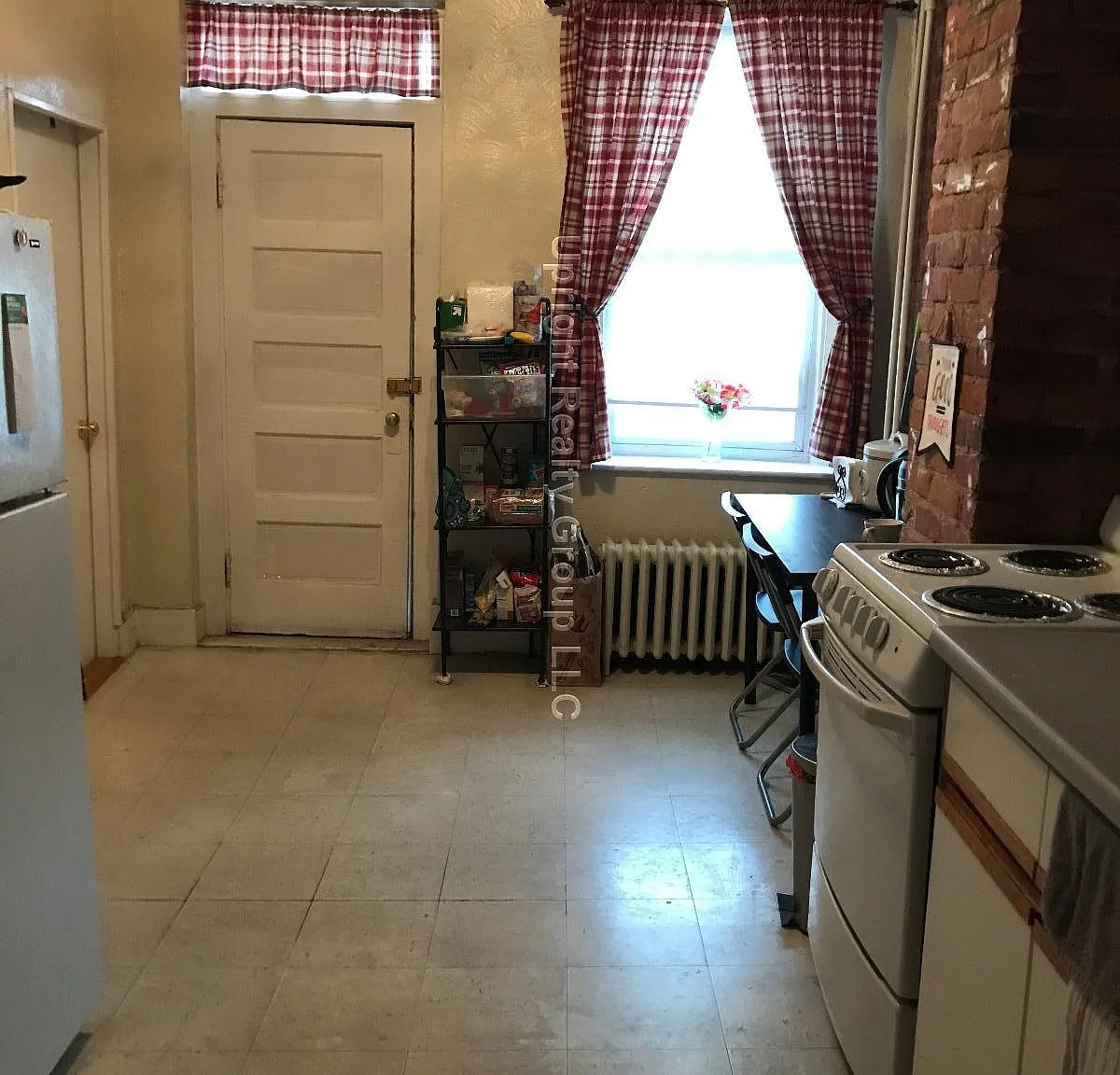 75 South Huntington Apartments — Photo 3