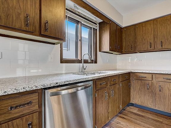 3rd image of 16778 91st Ave