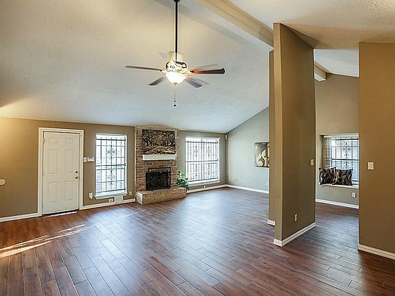 4th image of 7823 Chasecreek Dr