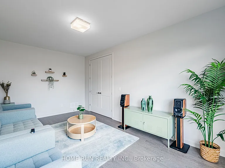 314 Shuttleworth Dr — Photo 15