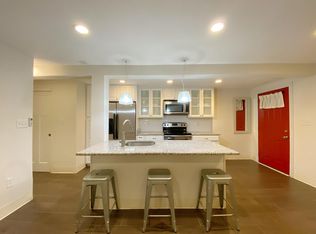 928 P St NW #2, Washington, DC 20001