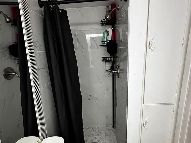2247 Brant St #7 — Photo 34