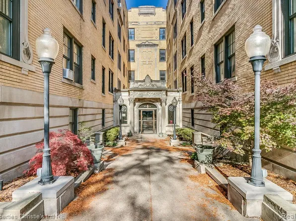 120 Seward St APT 407, Detroit, MI 48202