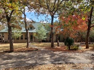 951 Hidden Oaks Dr, Bulverde, TX 78163