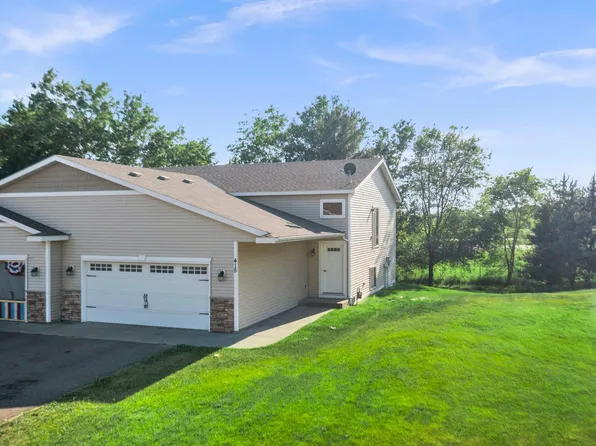 415 15th Ave S, Princeton, MN 55371